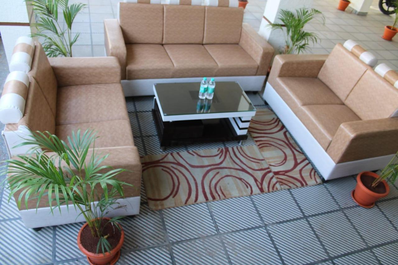 Hotel Prime Classic Shamshabad Exterior photo