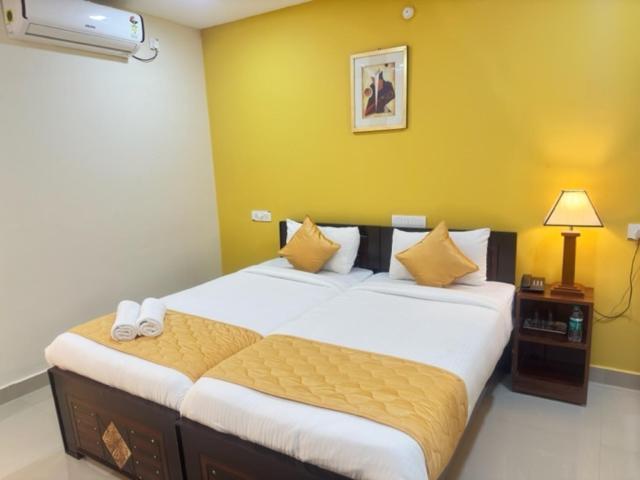 Hotel Prime Classic Shamshabad Exterior photo